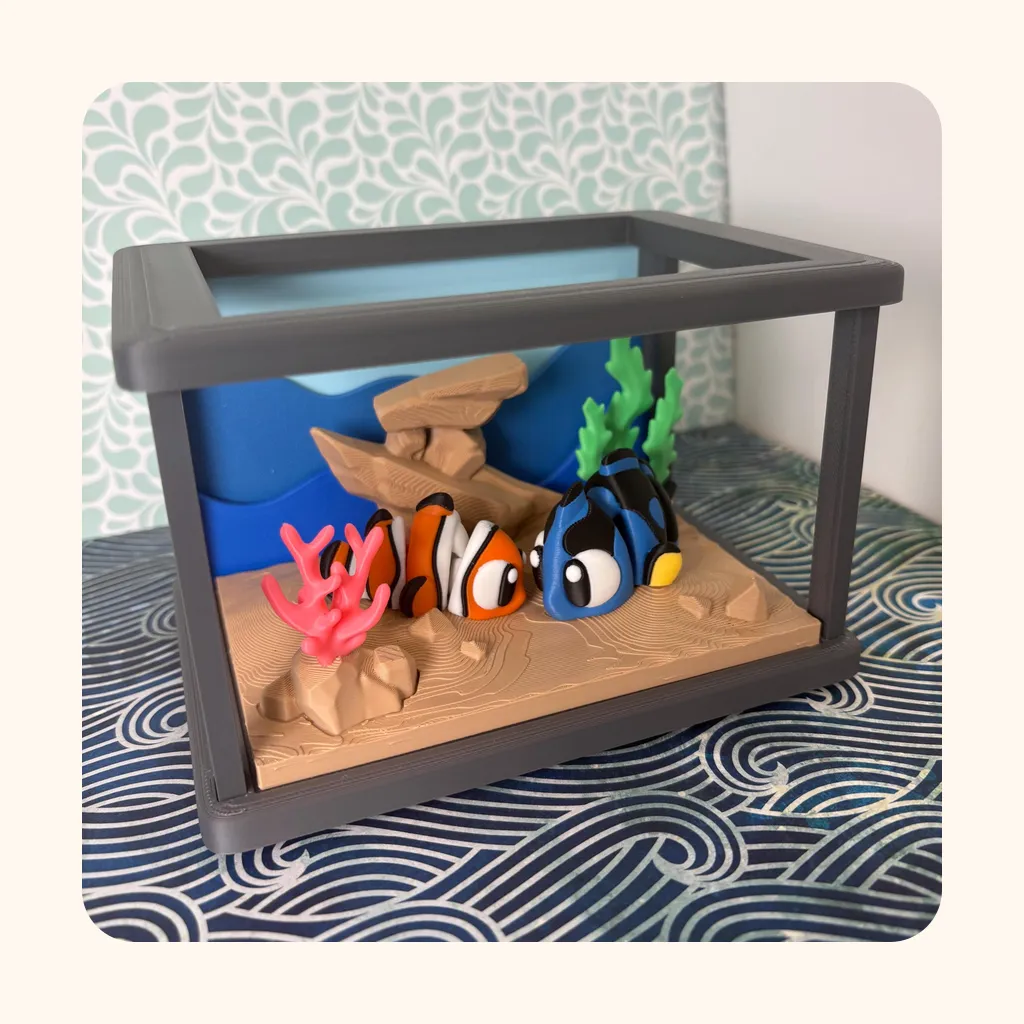 Fish Tank Diorama — photo 2
